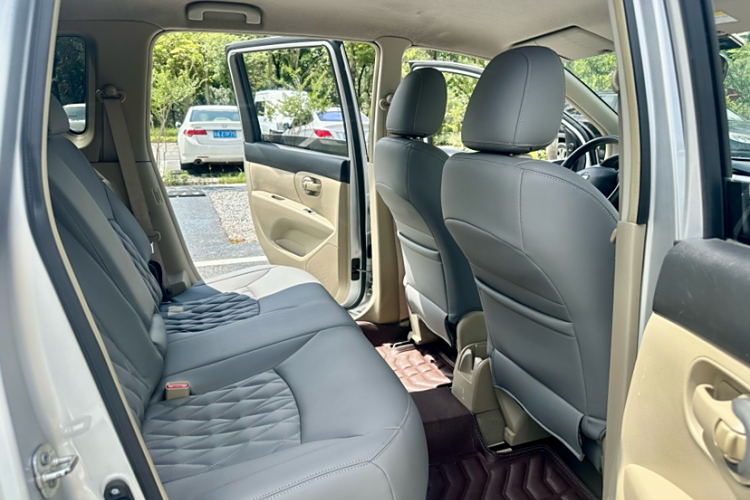 日产 骊威 2018 汽车图片 #19