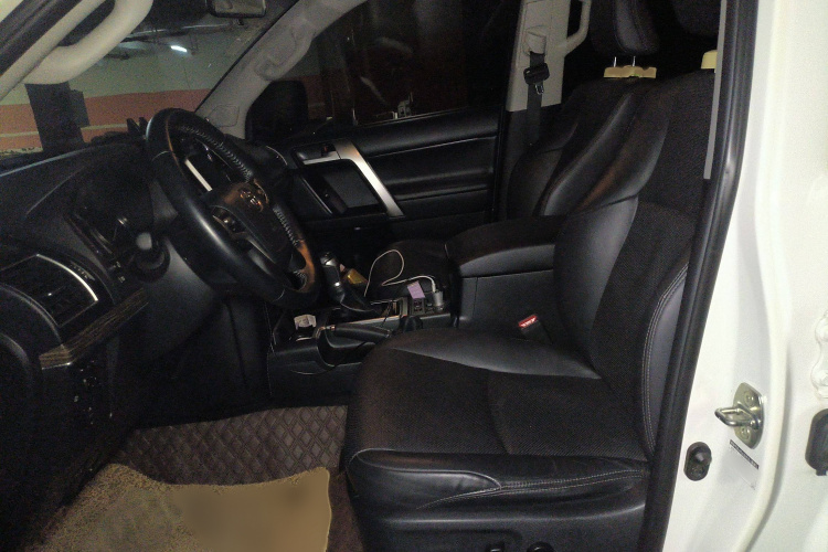 丰田 普拉多 2017 汽车图片 #19