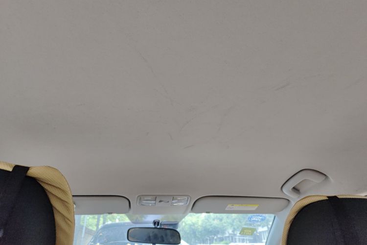 Hyundai Verna RV 2017 car image #19