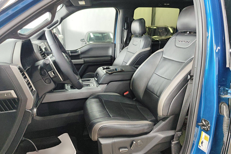 Ford F-150 Raptor 2017 #19 Ford F-150 Raptor 2017 car image #19