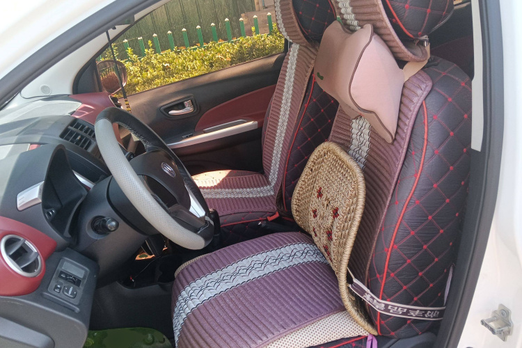 Changan BenBen 2017 صورة سيارة #19