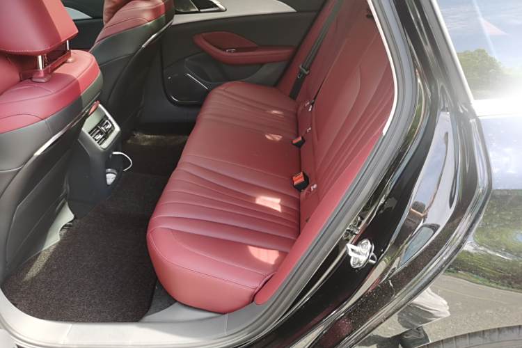 HongQi H5 2025 #19 HongQi H5 2025 immagine di auto #19