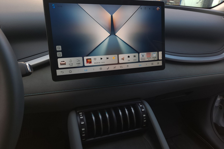 比亚迪 元PLUS 2025 汽车图片 #19