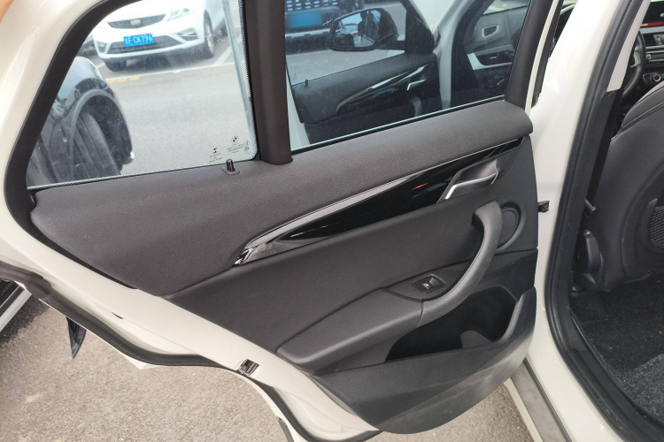 BMW X2 (Imported) 2019 #19 BMW X2 (Imported) 2019 car image #19