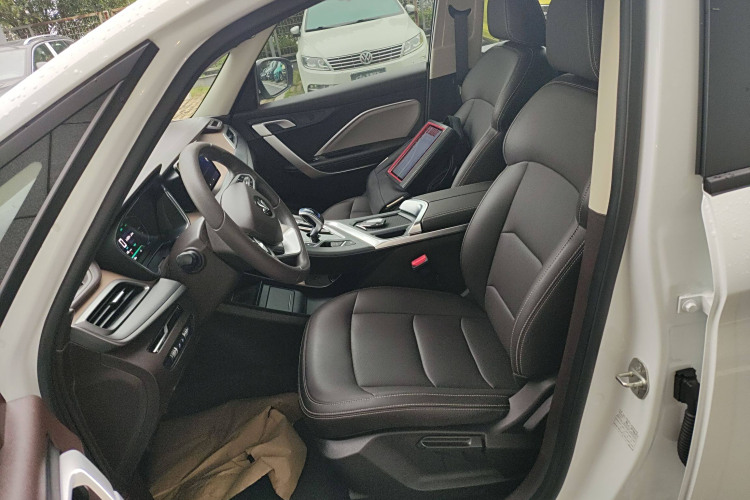 睿蓝汽车 枫叶80v 2024 汽车图片 #19