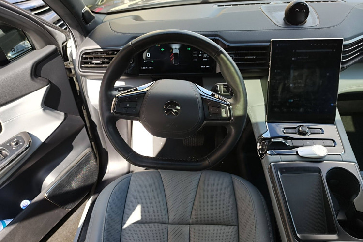 蔚来 蔚来ES8 2022 汽车图片 #19