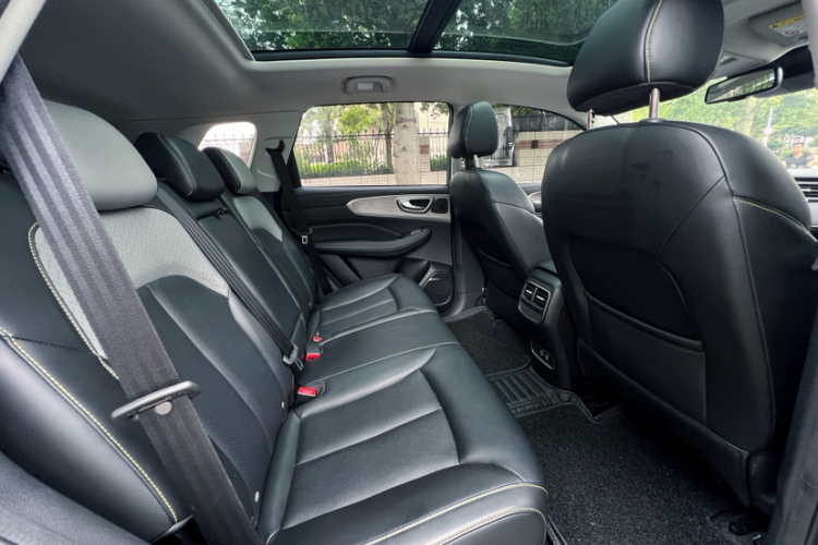 Roewe RX5 New Energy 2021 изображение автомобиля #19