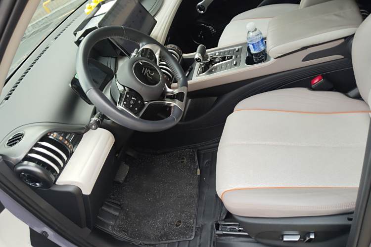 BYD Yuan 2024 car image #19