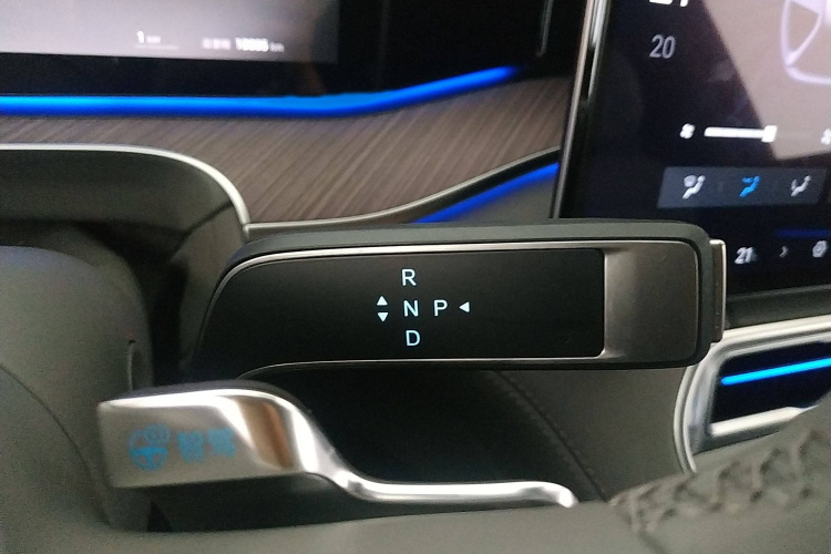 Denza N9 2025 #19 Denza N9 2025 immagine di auto #19