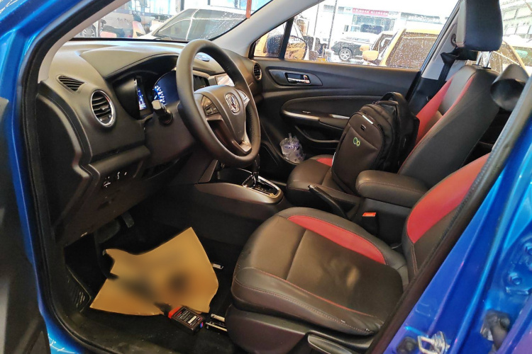 Changan CS15 EV 2017 #19 Changan CS15 EV 2017 imagen de coche #19