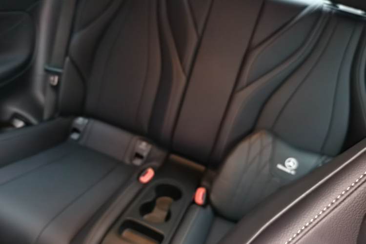 Mercedes-Benz CLE Class 2025 car image #19