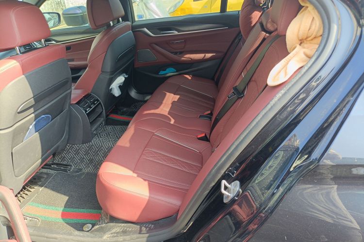 BMW M5 New Energy 2021 car image #19