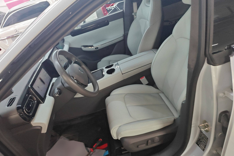 零跑汽车 零跑C01 2023 汽车图片 #19