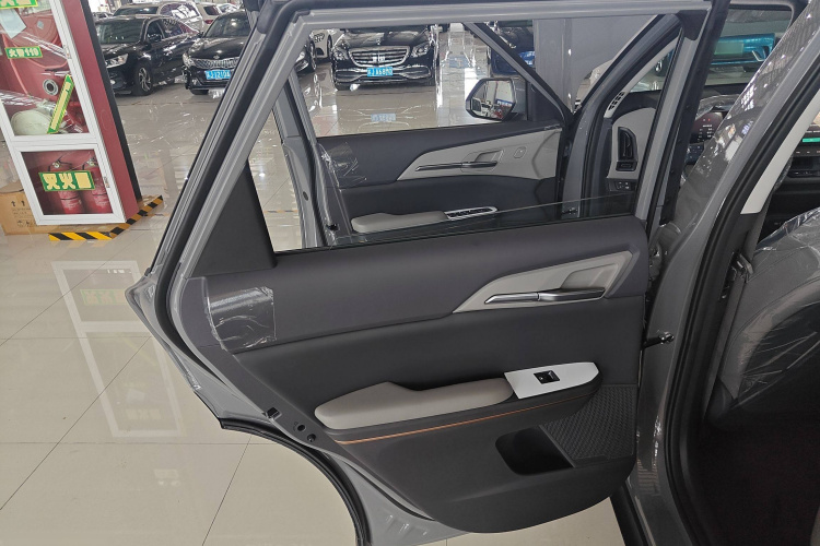 起亚 起亚EV5 2025 汽车图片 #19