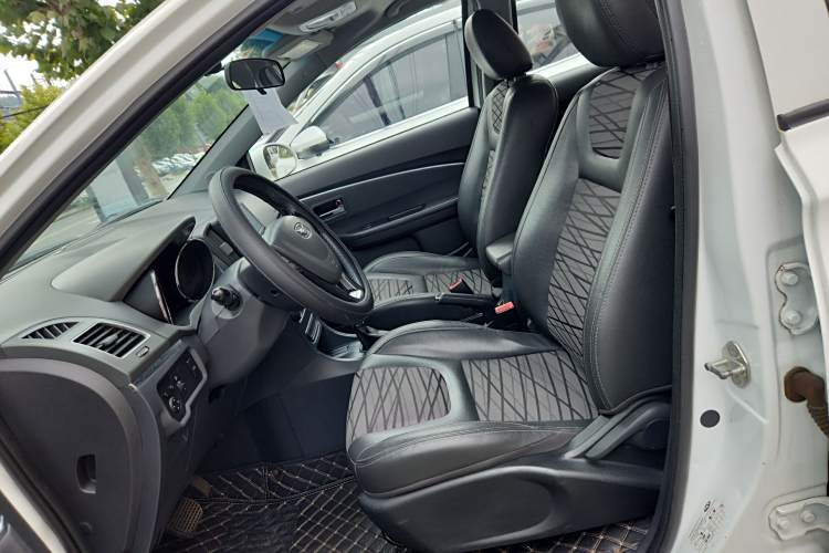 Kaiyi E3 2018 car image #19