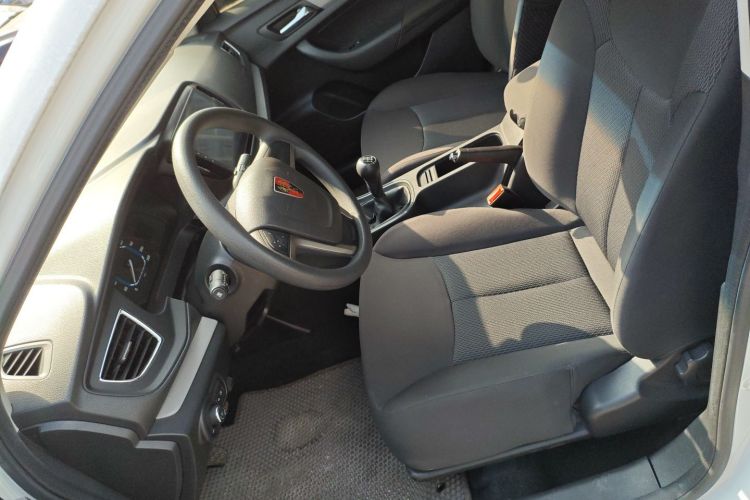 Roewe 360 2016 изображение автомобиля #19