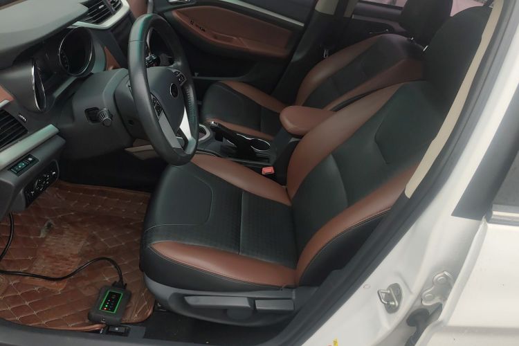 BYD G5 2017 #19 BYD G5 2017 car image #19