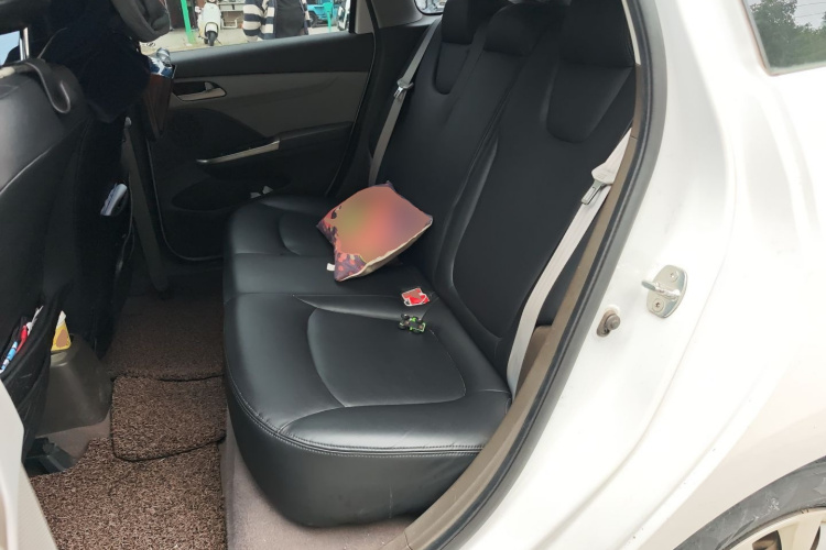 Chevrolet Lova 2016 immagine di auto #19