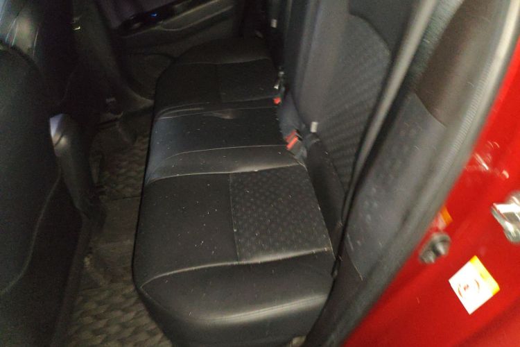 Toyota Izoa 2019 صورة سيارة #19