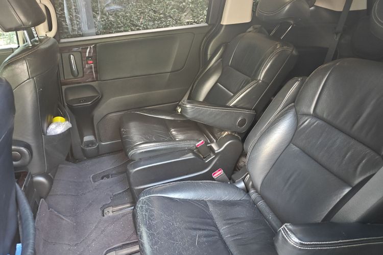 Honda Elysion 2016 imagen de coche #19