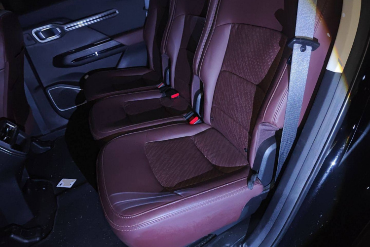 GEELY OkavangoR7 2022 car image #19