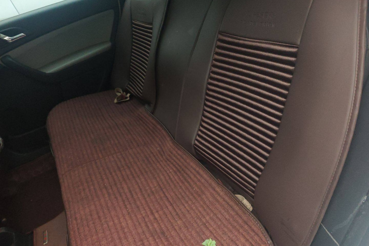 Skoda Yeti (Imported) 2018 car image #19