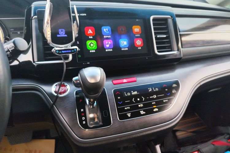 Honda Elysion 2016 imagen de coche #19