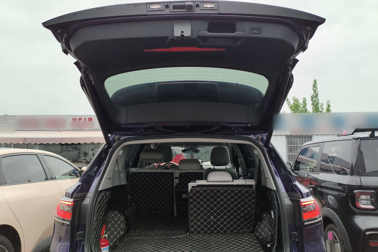 Volkswagen ID.6 X 2021 car image #19