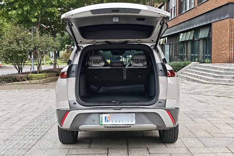 BYD Frigate 07 2023 #19 BYD Frigate 07 2023 car image #19