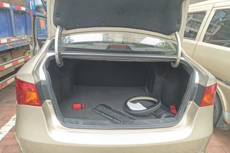 荣威 荣威350 2016 汽车图片 #19