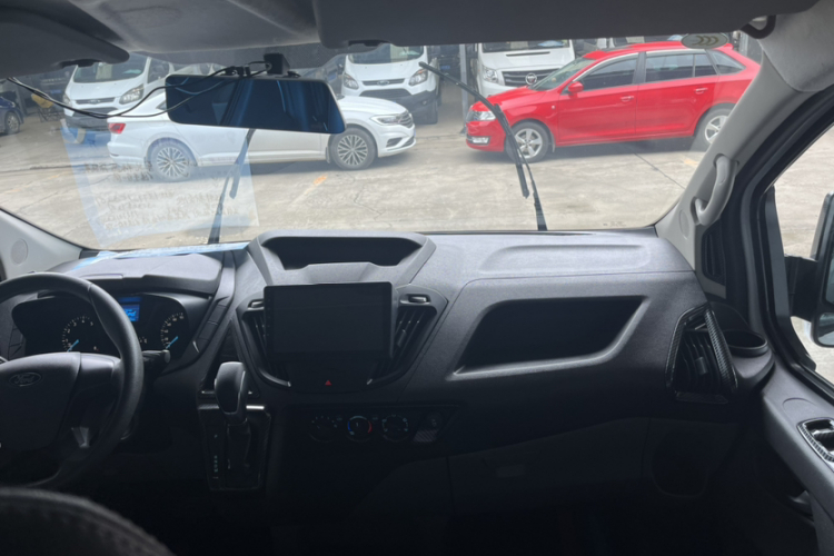 Ford Transit 2020 immagine di auto #19