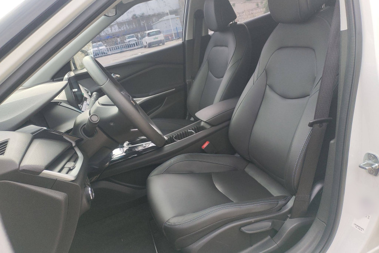 Chevrolet Charm 2024 car image #19