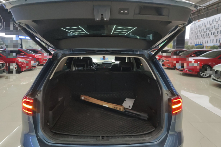 Volkswagen Variant New Energy 2019 صورة سيارة #19