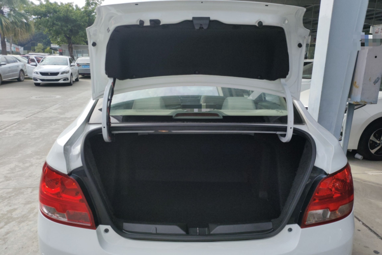 Chevrolet Sail 2018 immagine di auto #19