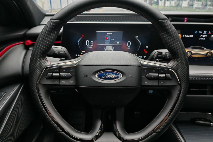 Ford Evos 2023 immagine di auto #19