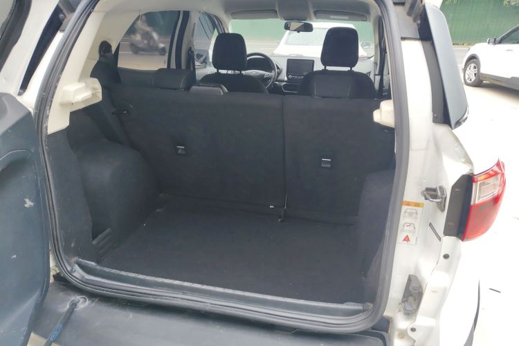 Ford EcoSport 2018 image de voiture #19
