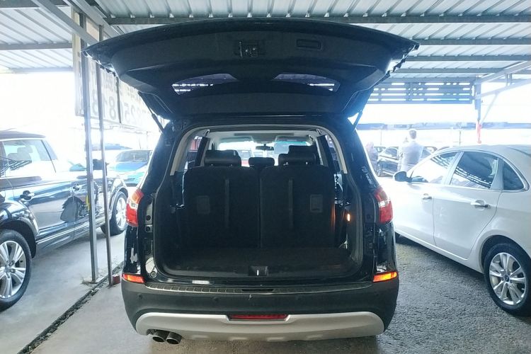 SWM X7 2022 صورة سيارة #19