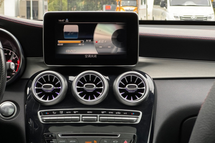 Mercedes-Benz GLC AMG 2018 #19 Mercedes-Benz GLC AMG 2018 immagine di auto #19