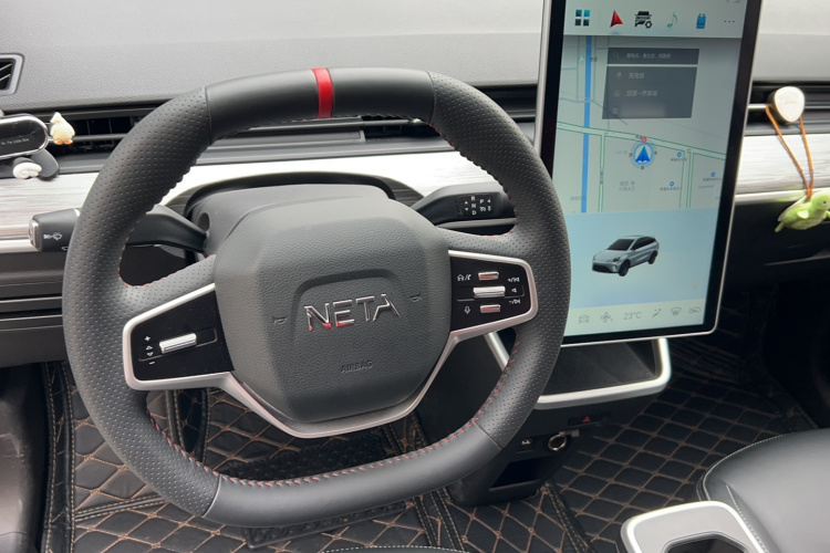 哪吒汽车 哪吒AYA 2023 汽车图片 #19