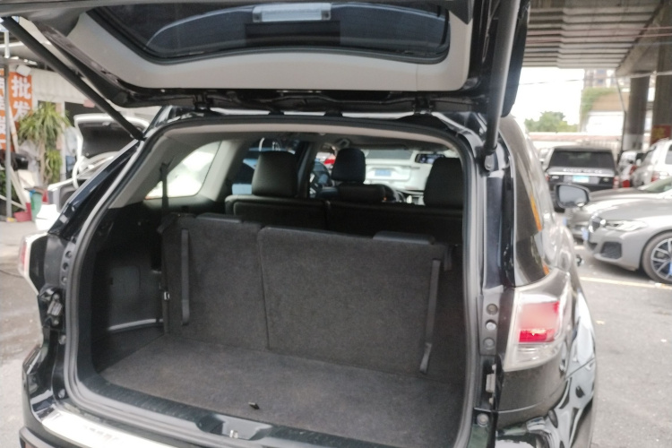 Toyota Highlander (Imported) 2016 car image #19