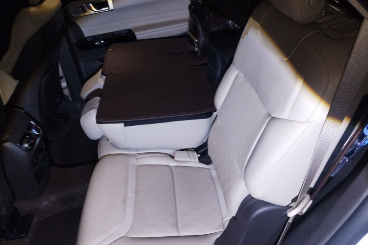 Ford Explorer 2020 #19 Ford Explorer 2020 immagine di auto #19