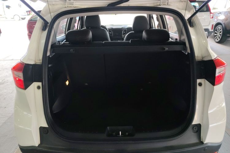 Changan CS15 EV 2017 car image #19