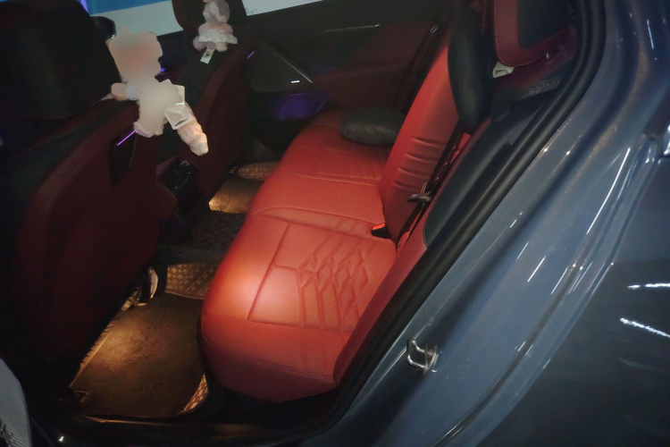 BMW i5 M60 2024 car image #19