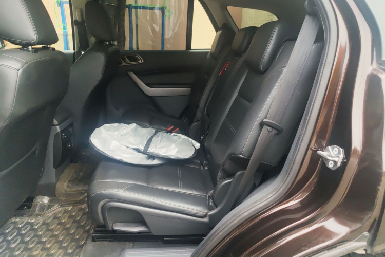 Ford Everest 2016 #19 Ford Everest 2016 car image #19