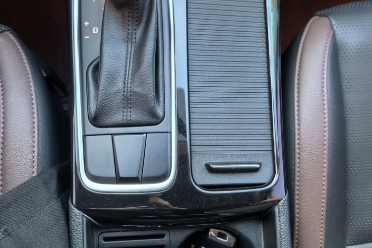 Kia K5 2019 imagen de coche #19