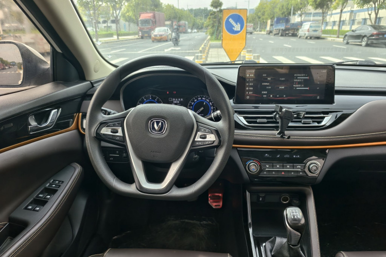 Changan Eado DT 2020 car image #19