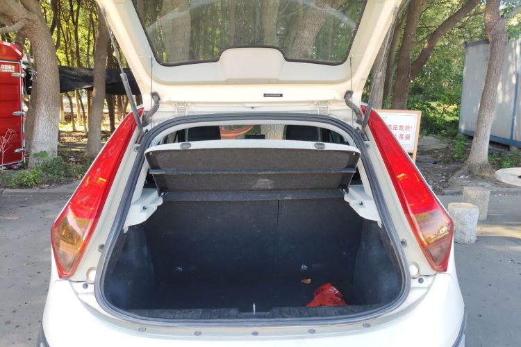 MG 3 SW 2016 car image #19