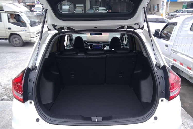 Honda Jade 2017 immagine di auto #19