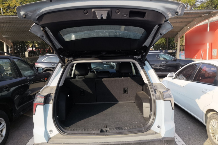 Chevrolet Equinox Plus 2024 #19 Chevrolet Equinox Plus 2024 car image #19