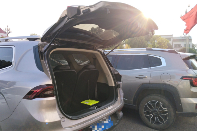 GEELY OkavangoR7 2021 car image #19